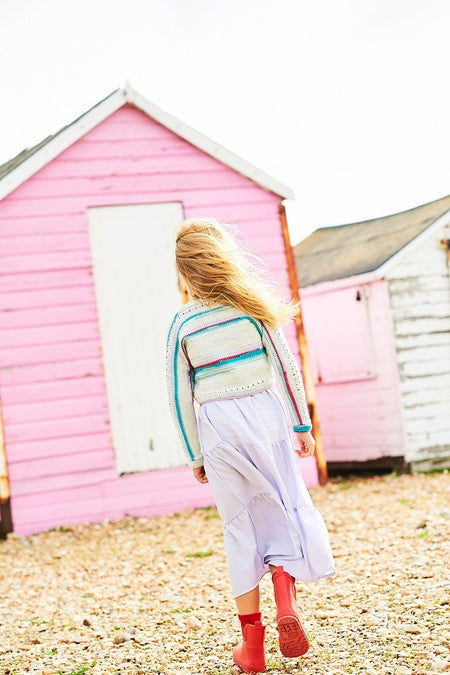 Knitting Pattern 9985 - Cardigans in Savannah Aran