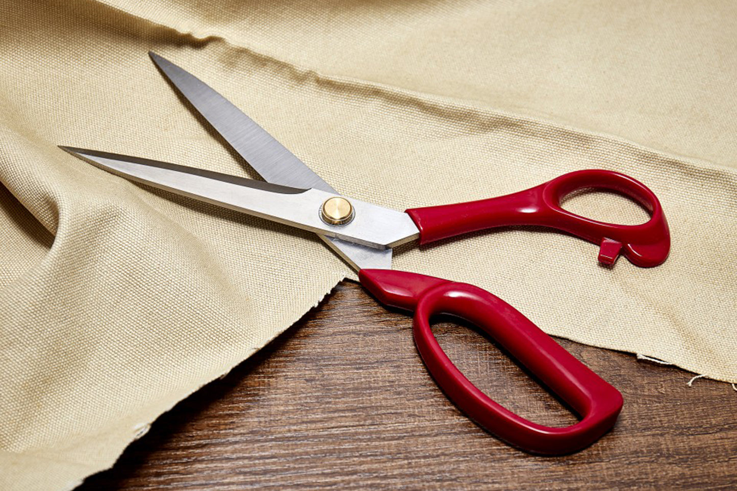DRESSMAKING SCISSORS 9”/23cm
