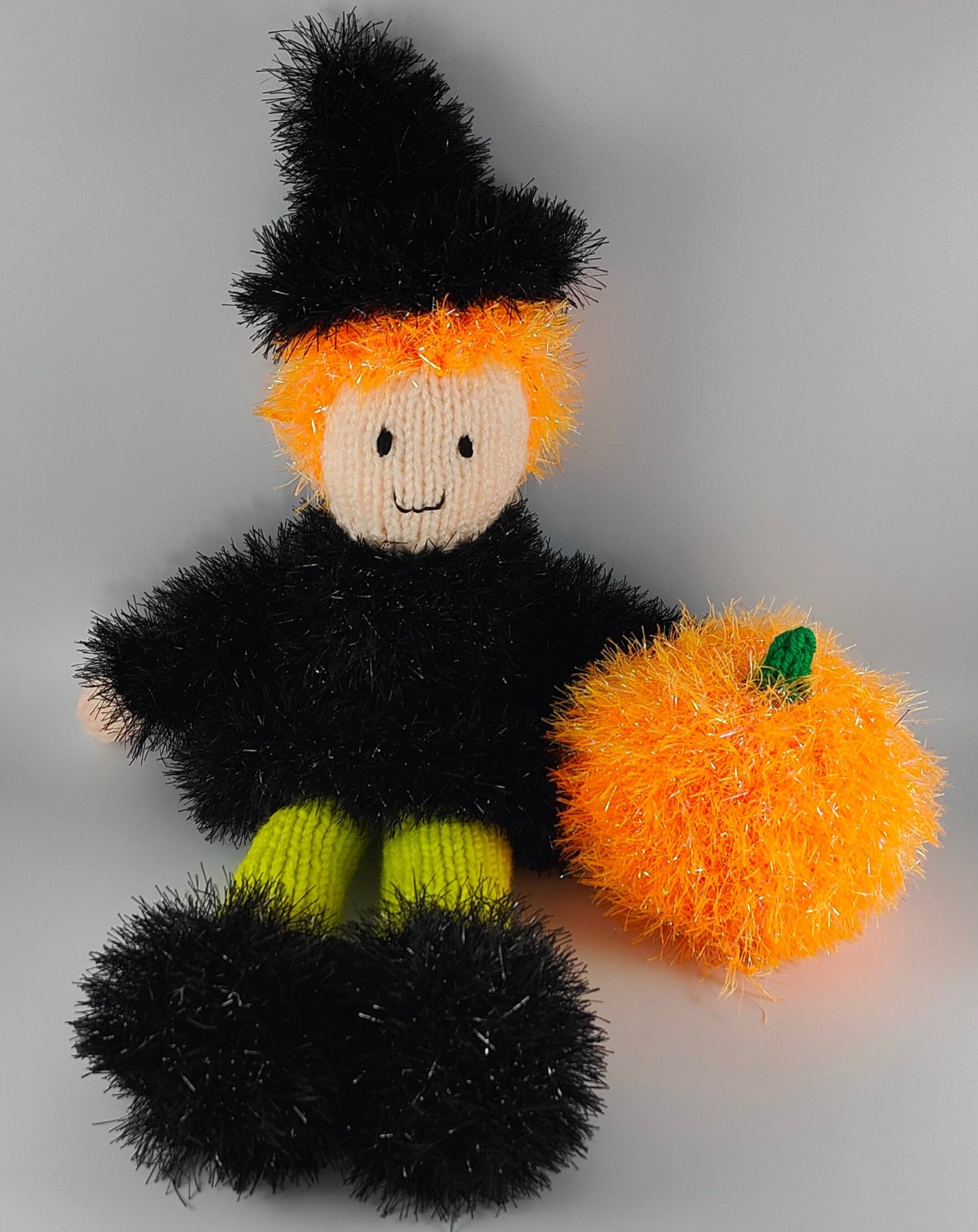 Knitting Pattern 9053 - Halloween, Witch, Pumpkin & Cauldron Knitted with Tinsel Chunky