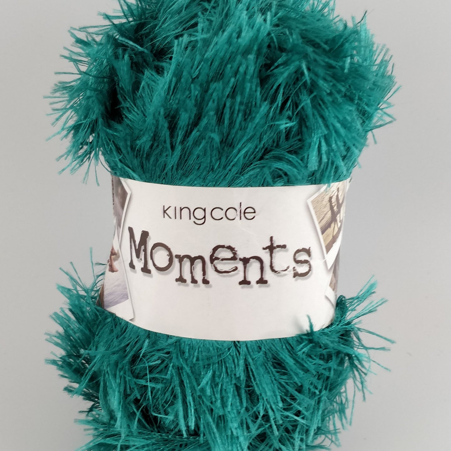 MOMENTS DK 50g - More colours available