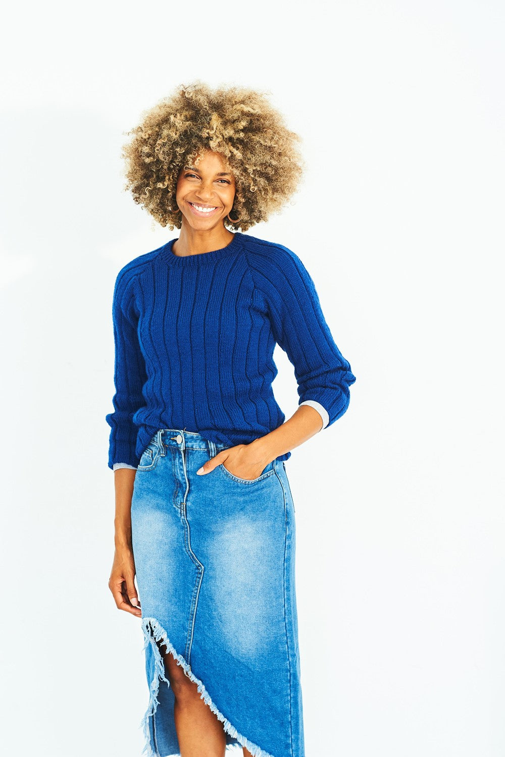Knitting Pattern 10141 - Sweaters in Special DK