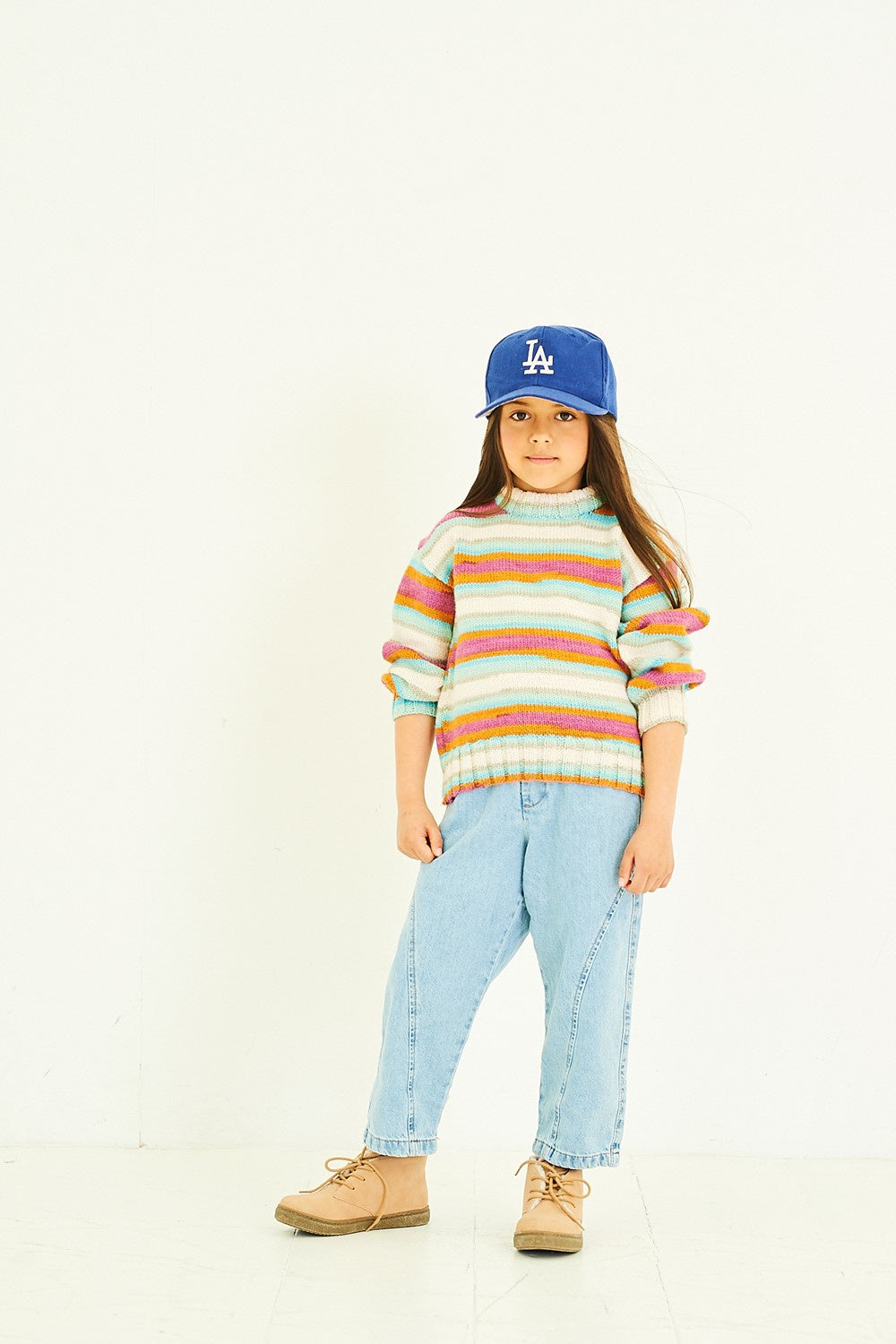 Knitting Pattern 10194 - Sweaters in Wondersoft Merry Go Round & Special DK