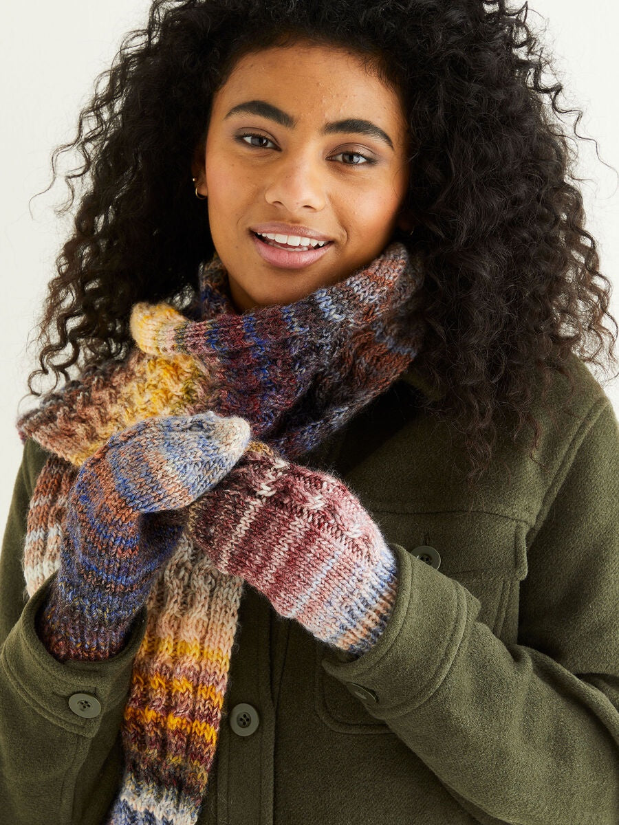 Knitting Pattern 10294 - SERPENT CABLE HAT, SCARF & MITTS IN SIRDAR JEWELSPUN