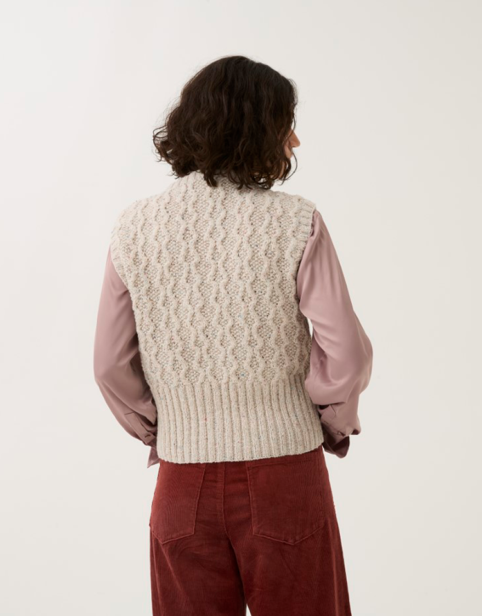 Knitting Pattern 10784 - MOSS STITCH VEST KNITTING PATTERN IN SIRDAR LOVEFUL 100% RECYCLED TWEED BLEND