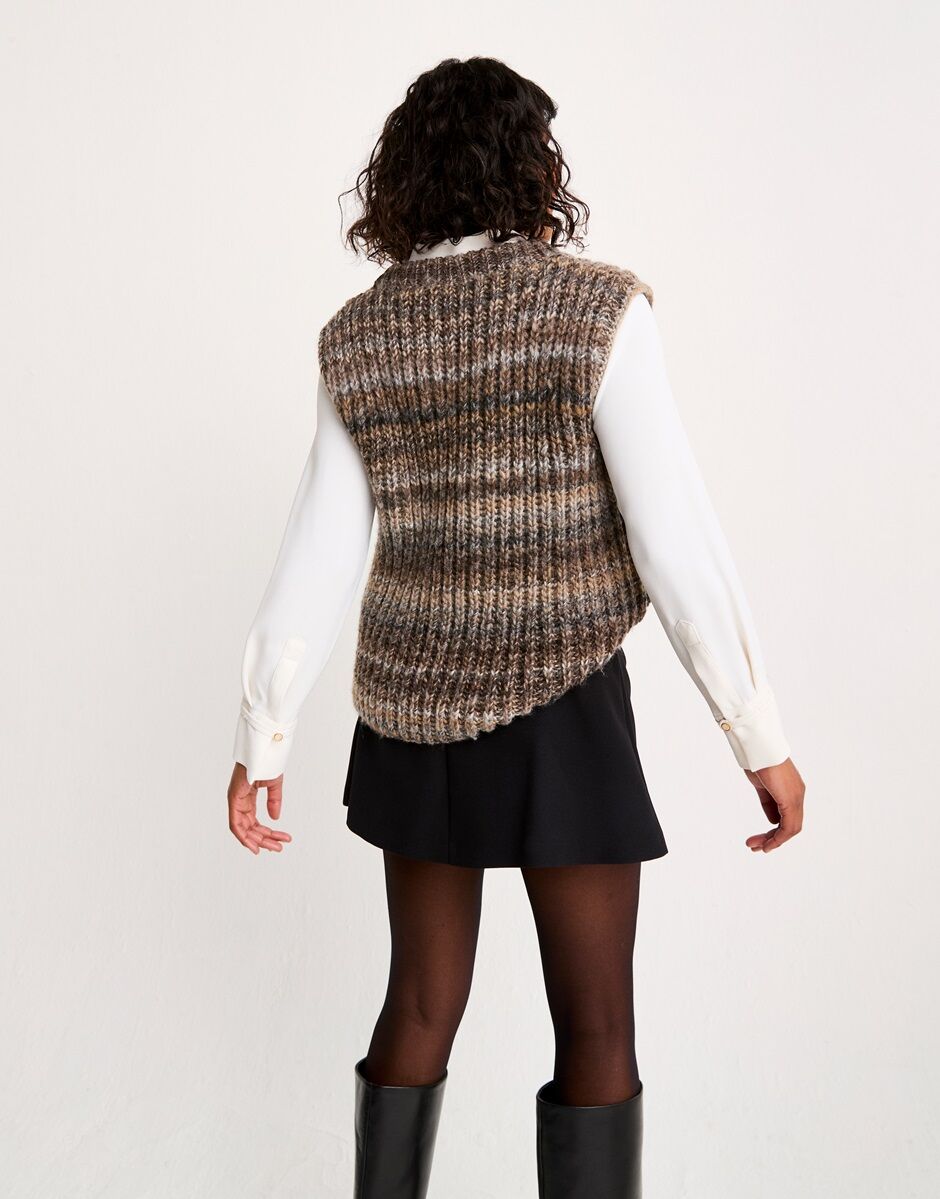 Knitting Pattern 10804 - BENEATH THE SURFACE VEST KNITTING PATTERN IN JEWELSPUN WITH WOOL CHUNKY