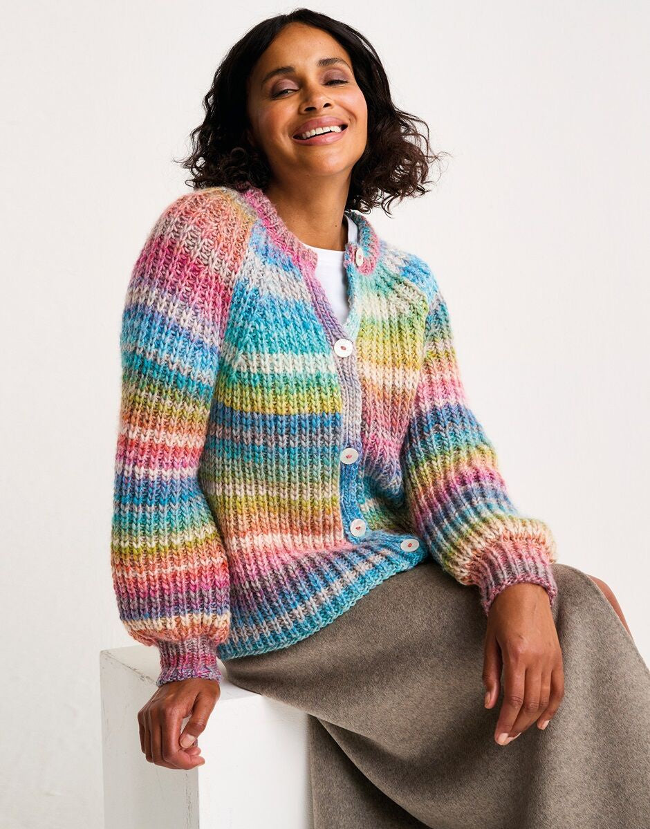 Knitting Pattern 10806 - METAMORPHIC CARDIGAN KNITTING PATTERN IN JEWELSPUN WITH WOOL CHUNKY