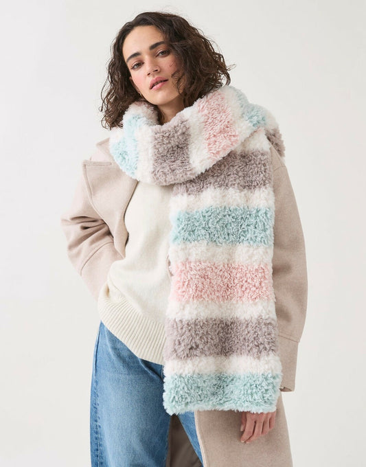 Knitting Pattern 10814 - SWEET STRIPED SCARF IN SIRDAR ALPINE FUR EFFECT