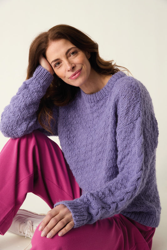 Knitting Pattern 10881 - Sweater in Sirdar Soft Down DK