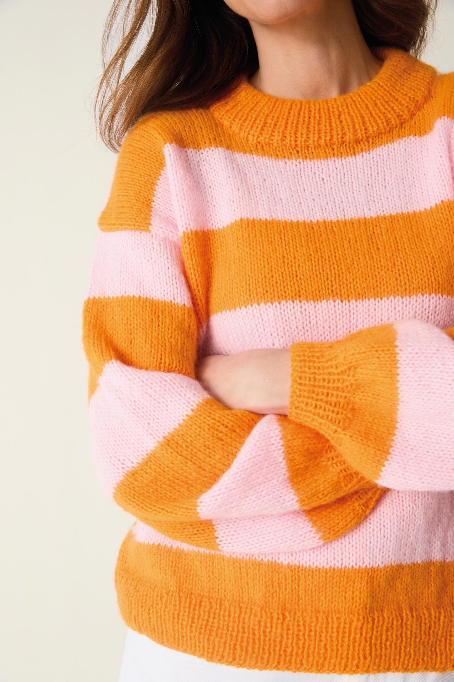 Knitting Pattern 10883 - Sweater in Sirdar Soft Down DK