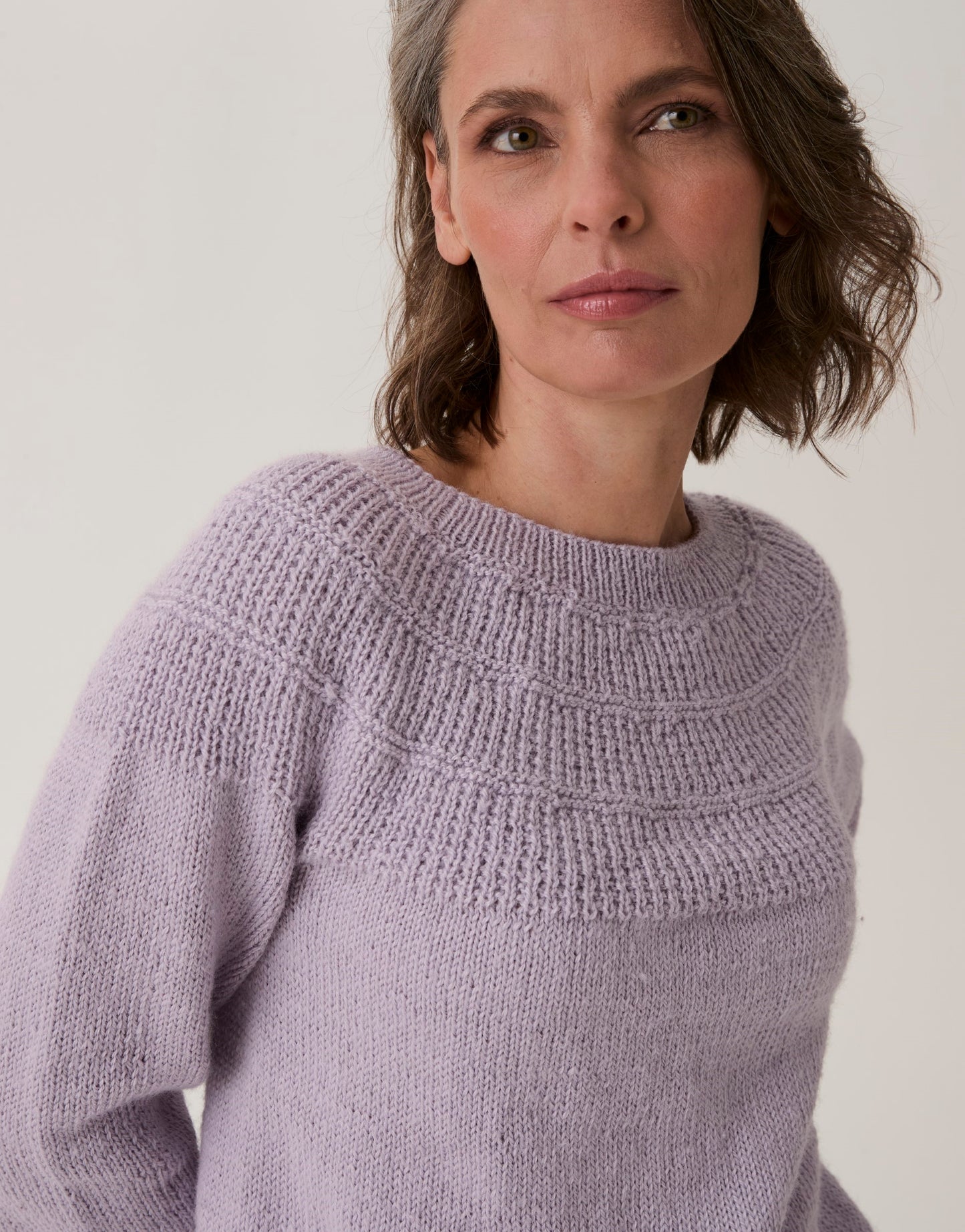 Knitting Pattern 10908 - Scallop Shell Yoke Sweater in Loveful Bio Blend DK