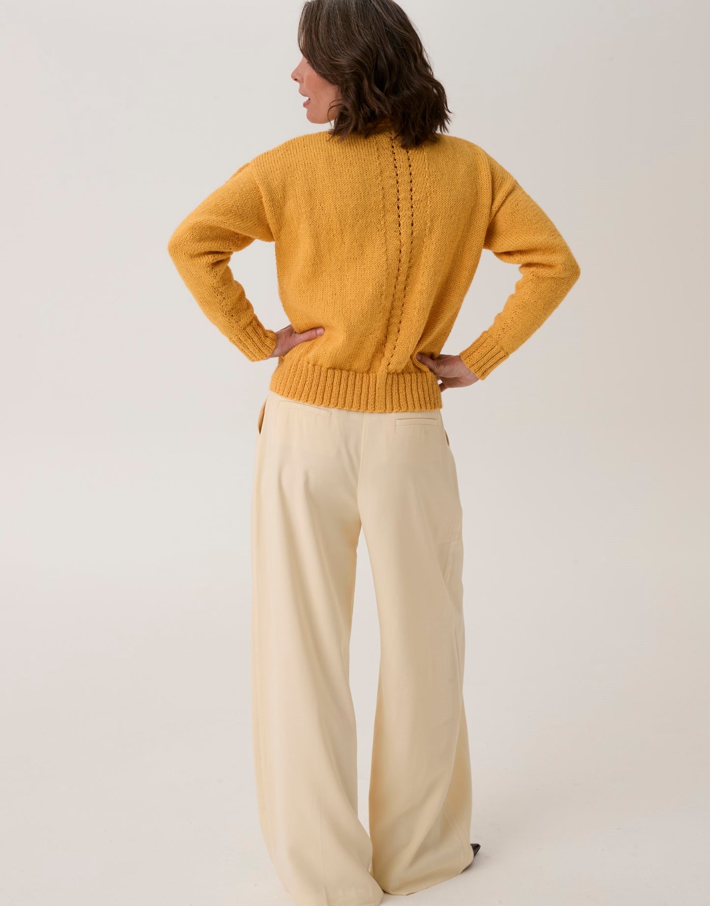 Knitting Pattern 10912 - Lacewing Sleeve Cardigan in Loveful Bio Blend DK