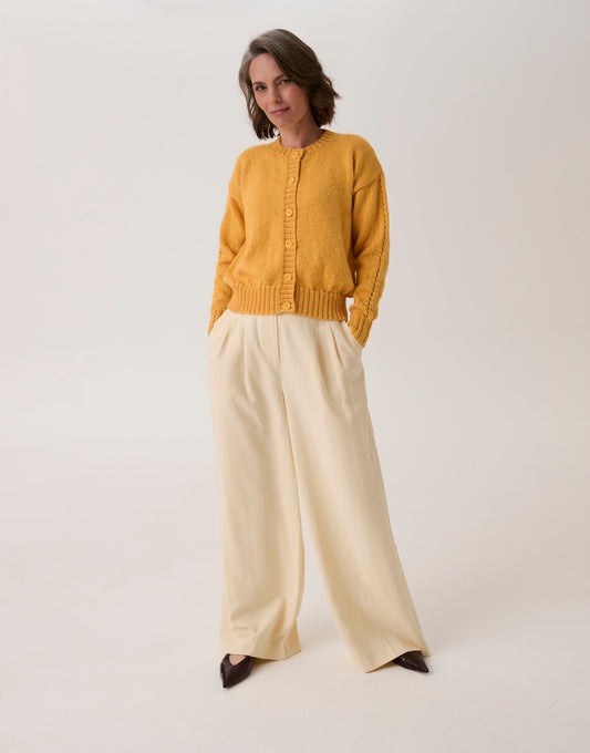 Knitting Pattern 10912 - Lacewing Sleeve Cardigan in Loveful Bio Blend DK