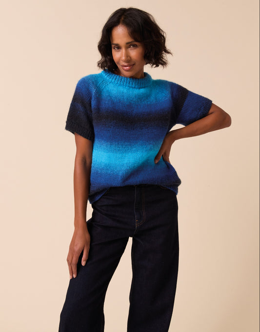 Knitting Pattern 10920 - Colour Go Round Sweater in Jewelspun Ombre Aran