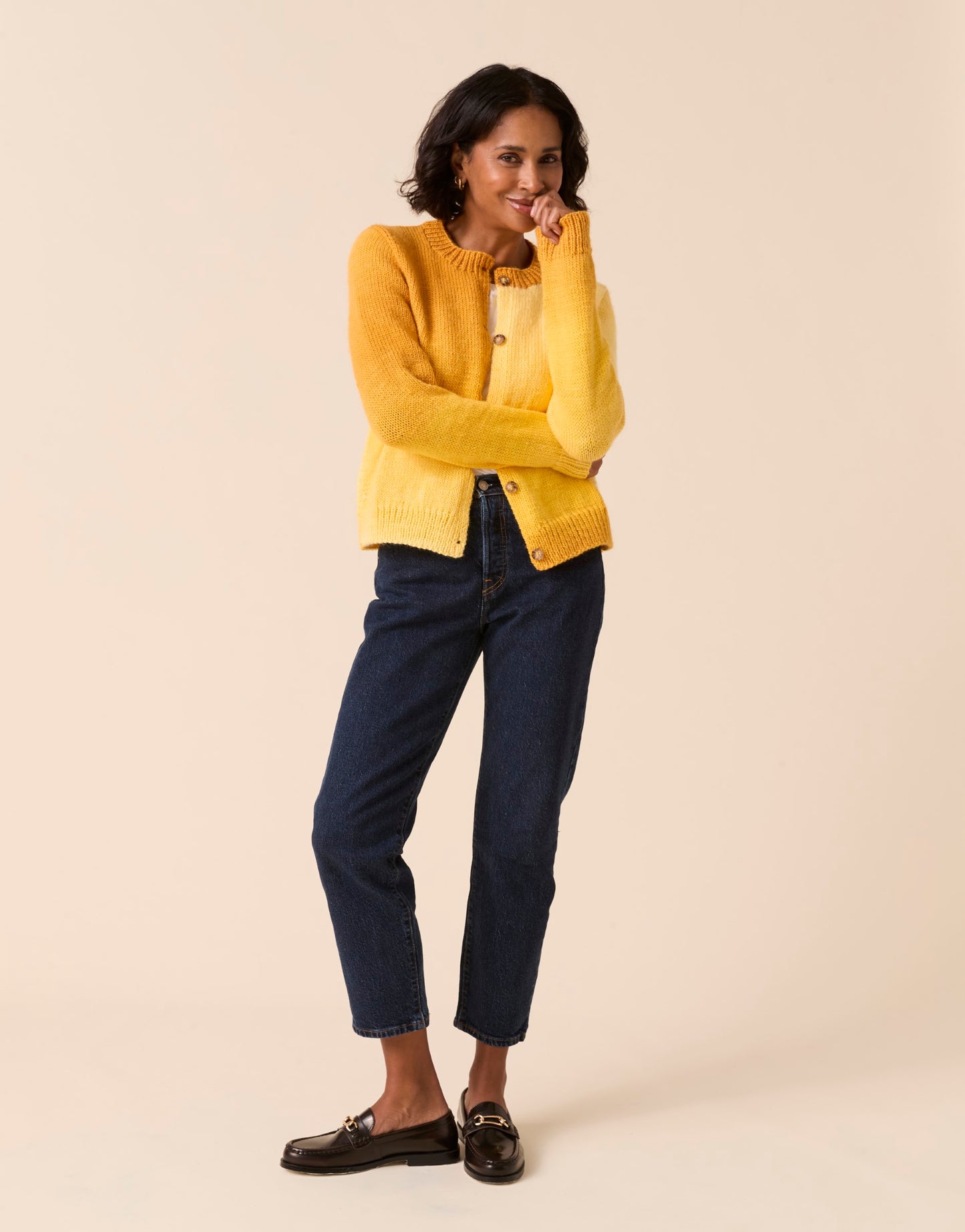 Knitting Pattern 10924 - Off-Set Ombre Cardigan in Jewelspun Ombre Aran