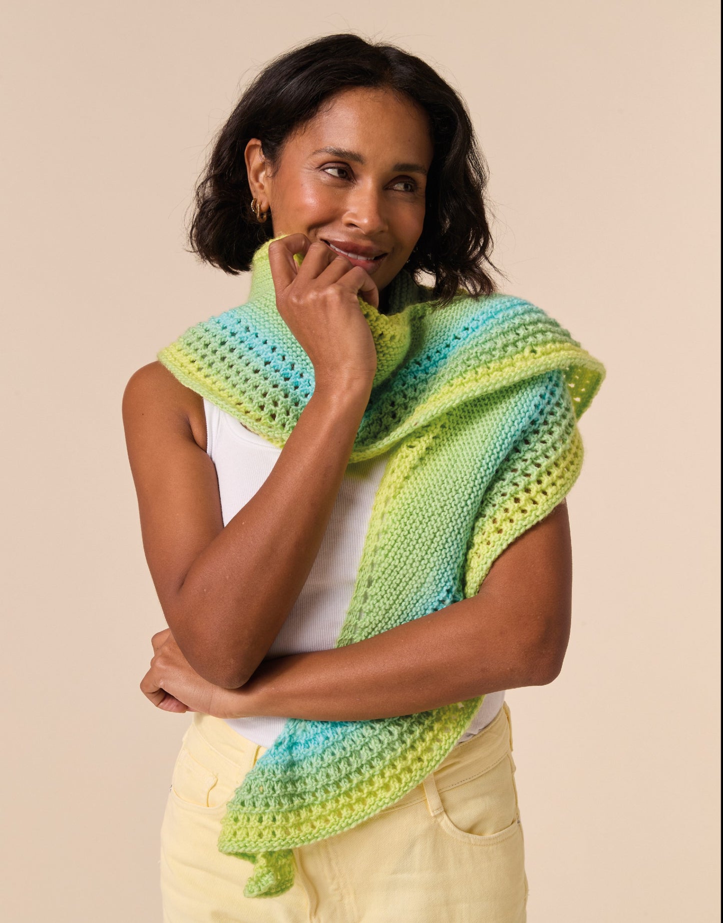Knitting Pattern 10926 - Crescent Glow Crochet Shawl in Jewelspun Ombre Aran