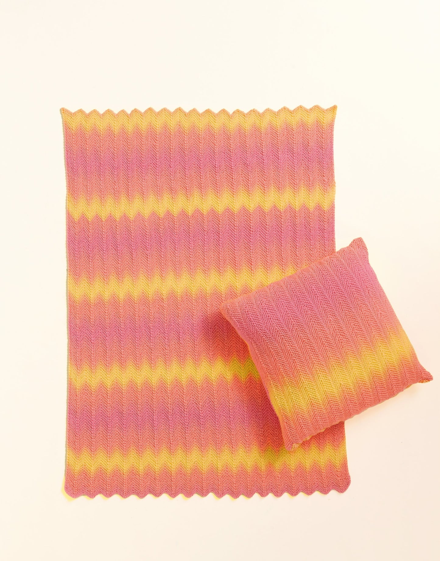 Knitting Pattern 10929 - Rippling Colour Sofa Set in Jewelspun Ombre Aran