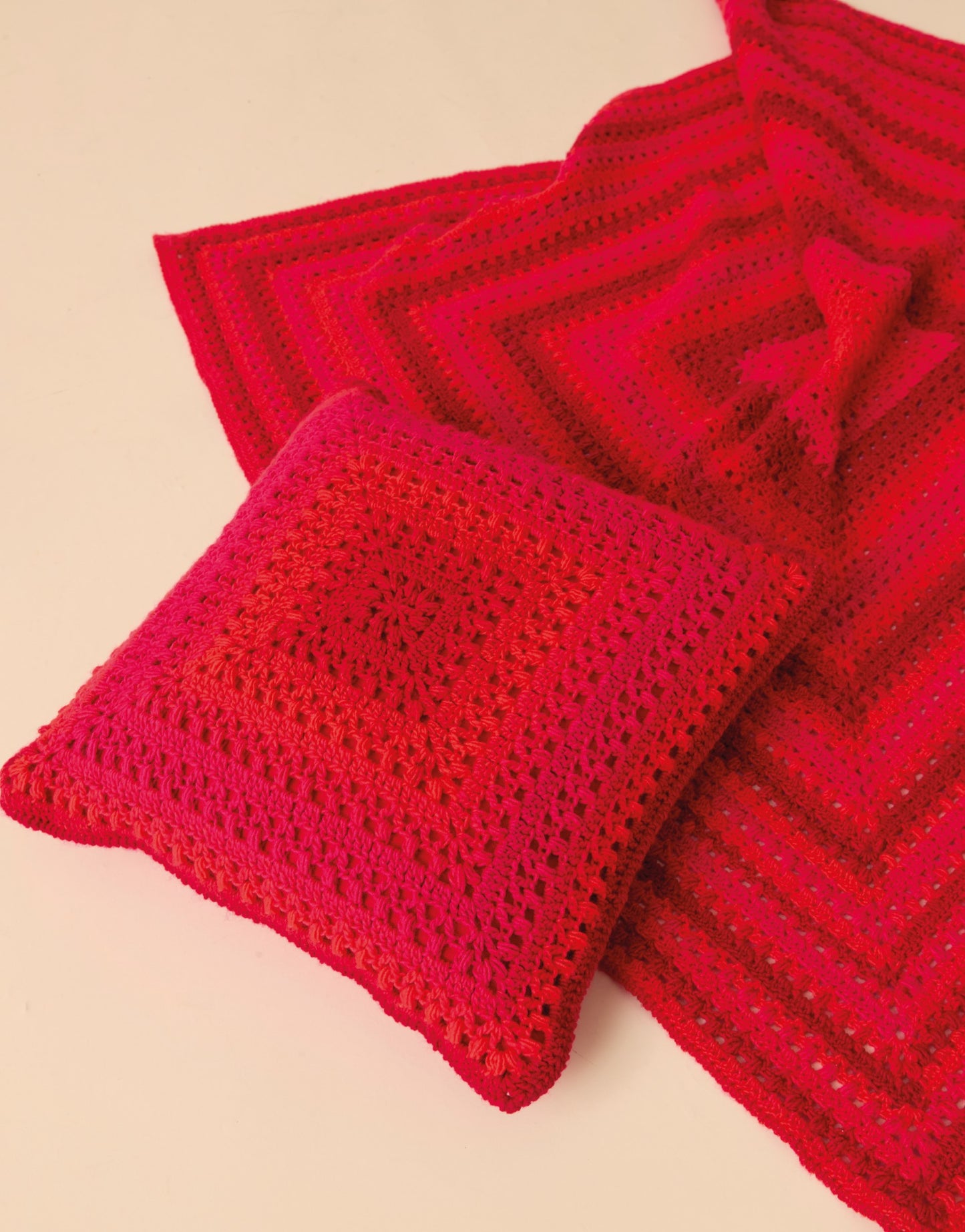 Crochet Pattern 10930 - Radiant Crochet Blanket in Jewelspun Ombre Aran