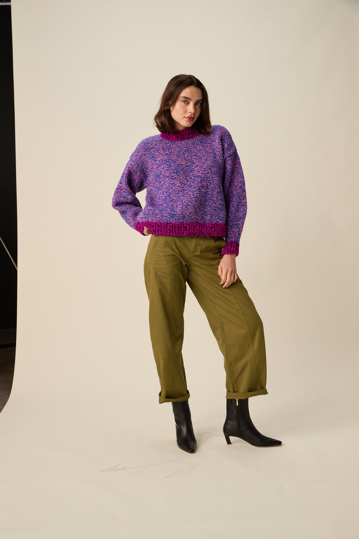 Knitting Pattern 10944 - Ripple Round Neck Sweater in Bonus Marl Chunky