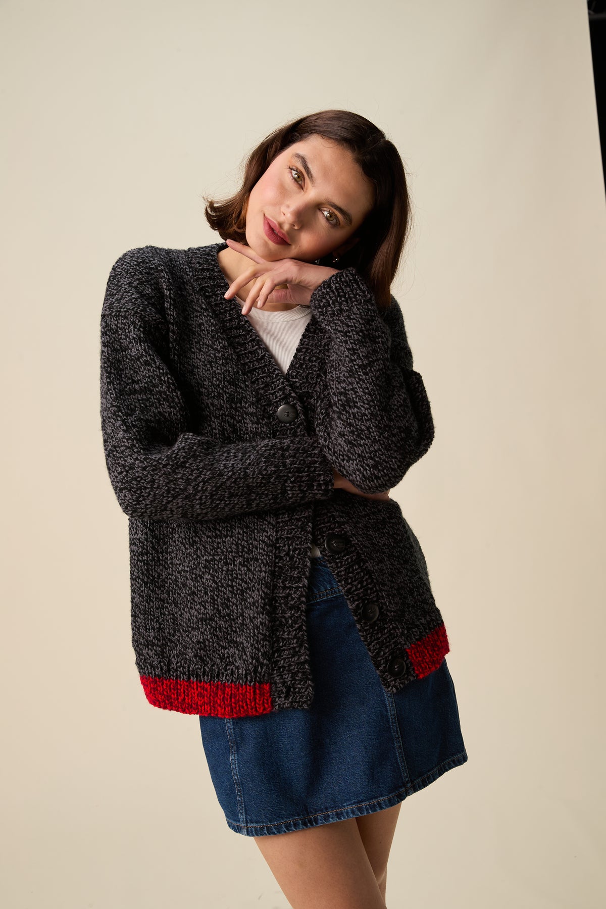 Knitting Pattern 10950 - Swirl V Neck Cardigan in Bonus Marl Chunky