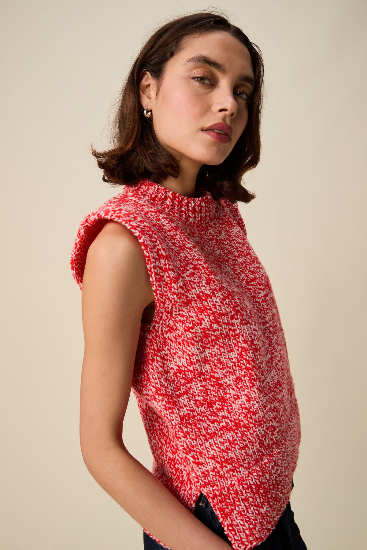 Knitting Pattern 10952 - Twin Round Neck Vest in Bonus Marl Chunky