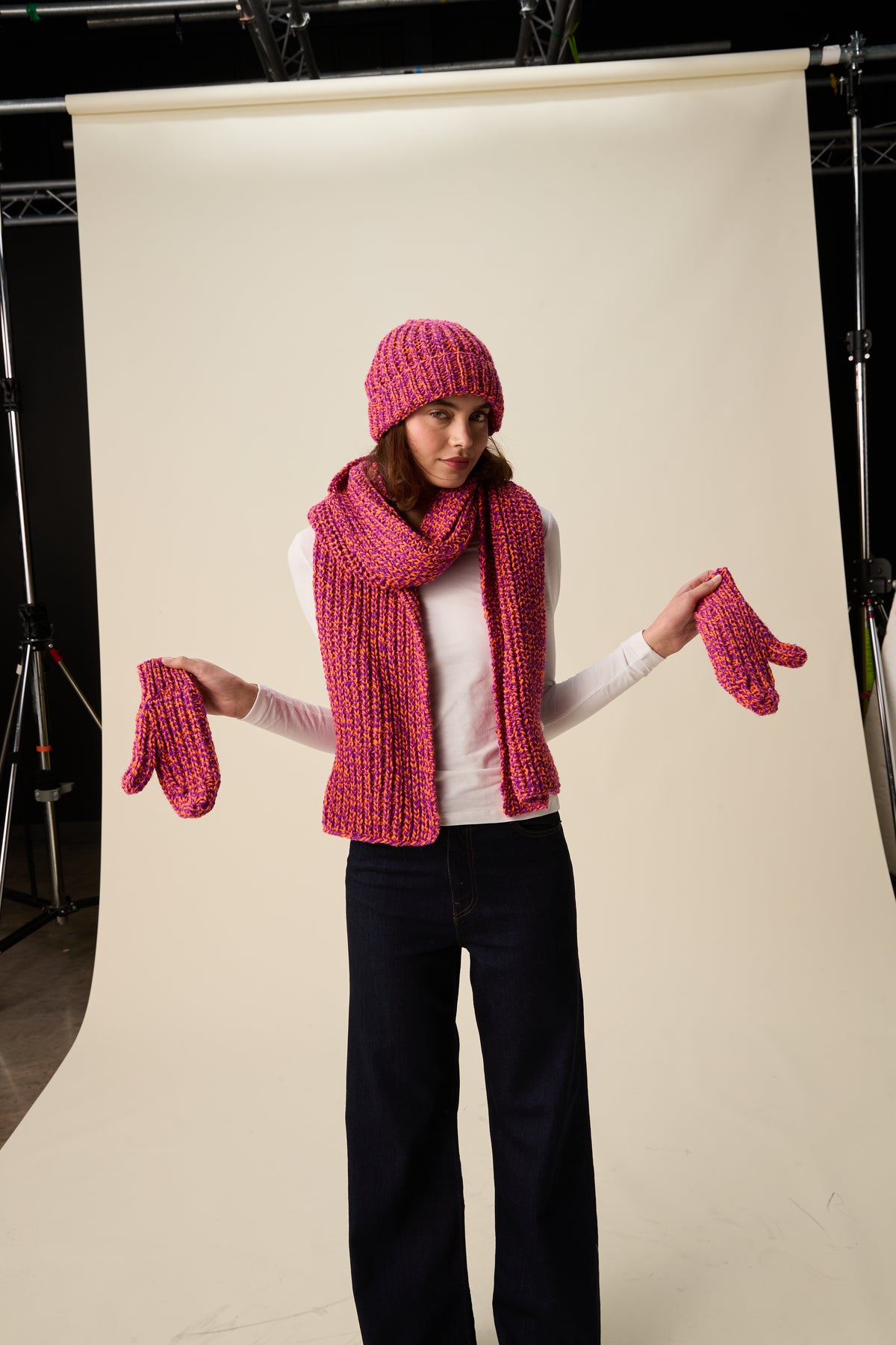Knitting Pattern 10955 - Together Hat, Scarf, & Mitts in Bonus Marl Chunky