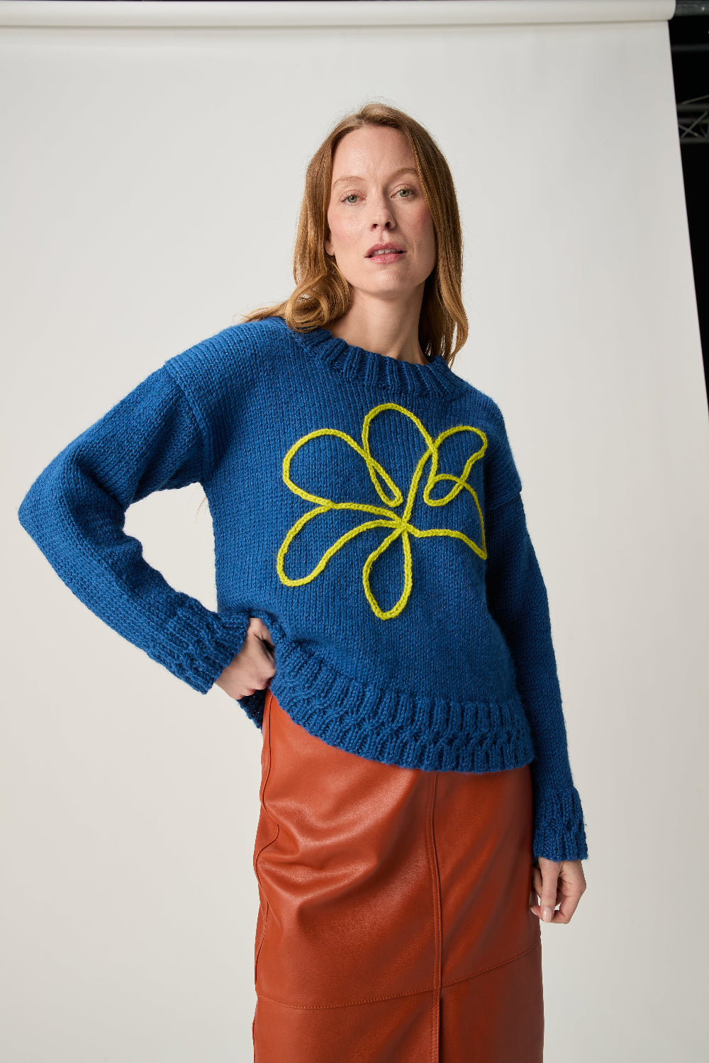 Knitting Pattern 10968 - Honeycomb Hem Sweater in Bio Blend Chunky