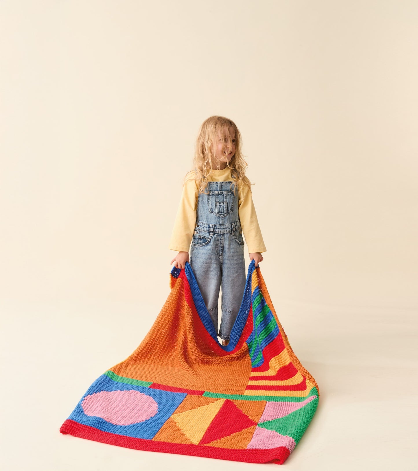 Knitting Pattern 2641 - Blanket in Sirdar Snuggly Chunky