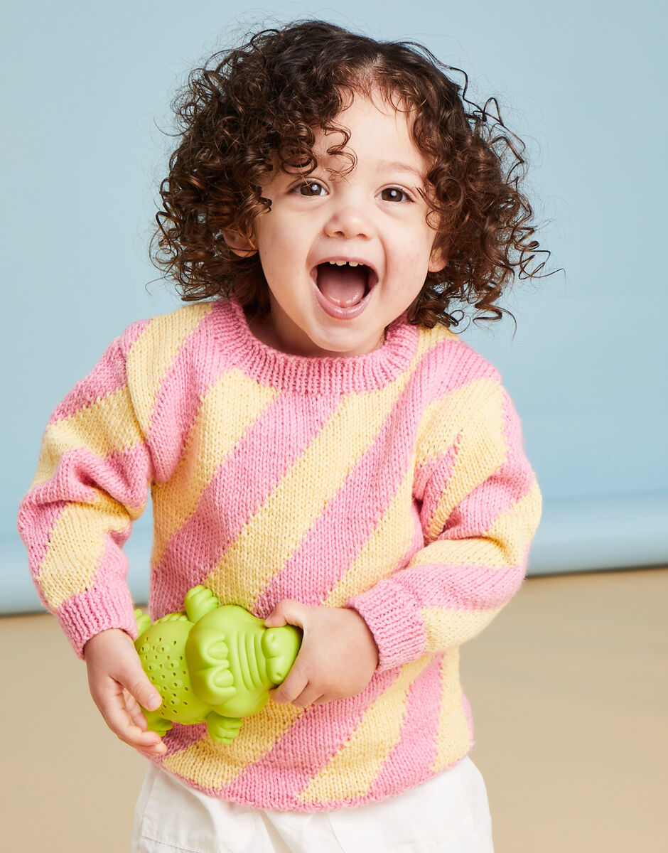 Knitting Pattern 5525 - BEACH HUT STRIPE SWEATER IN SNUGGLY DK