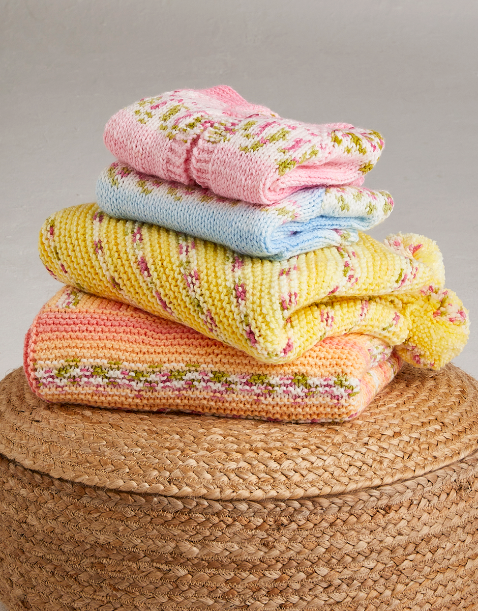LITTLE BUDS BLANKET IN HAYFIELD BABY BLOSSOM CHUNKY KIT