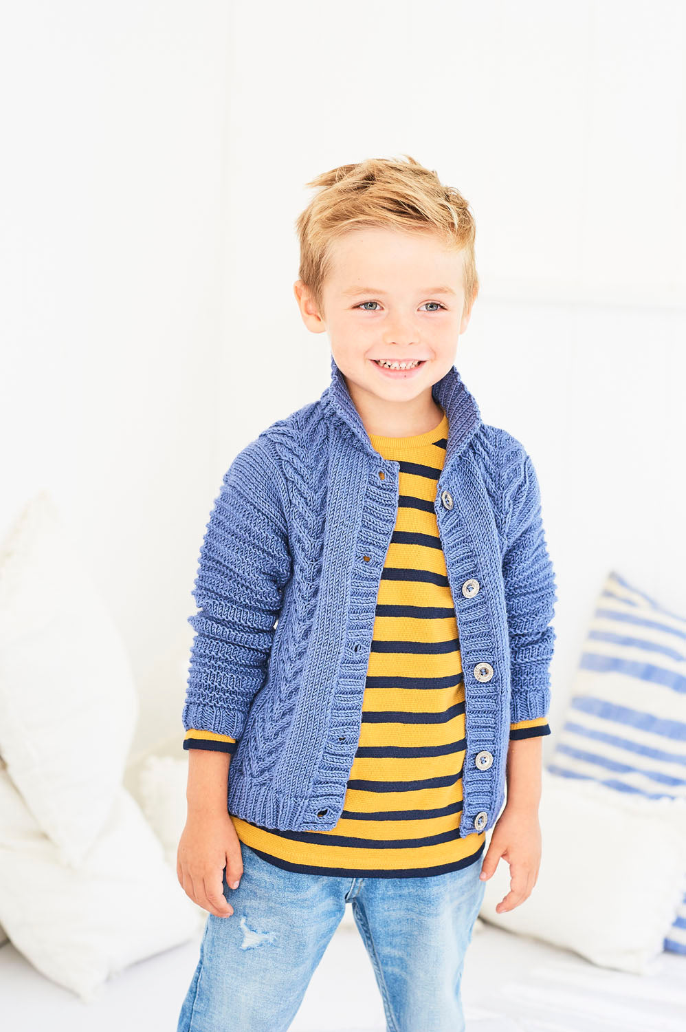 Knitting Pattern 9605 - Jackets in Bambino DK