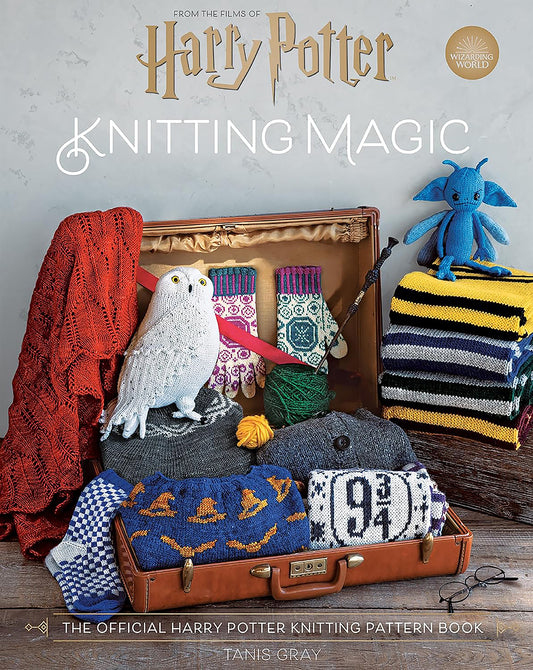 HARRY POTTER - Knitting Magic - The Official Knitting Pattern Book