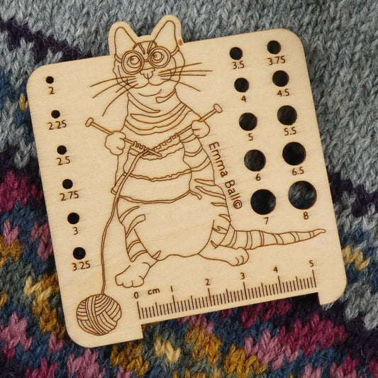 KITTENS IN MITTENS - knitting Needle Gauge