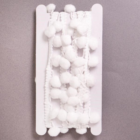 Pom Pom Trim/Garland - 25mm x 2m - White
