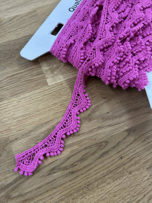 Guipure Trim - 25mm - Fuchsia Pink