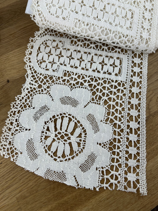 Cream Cotton Lace Trim - 16cm