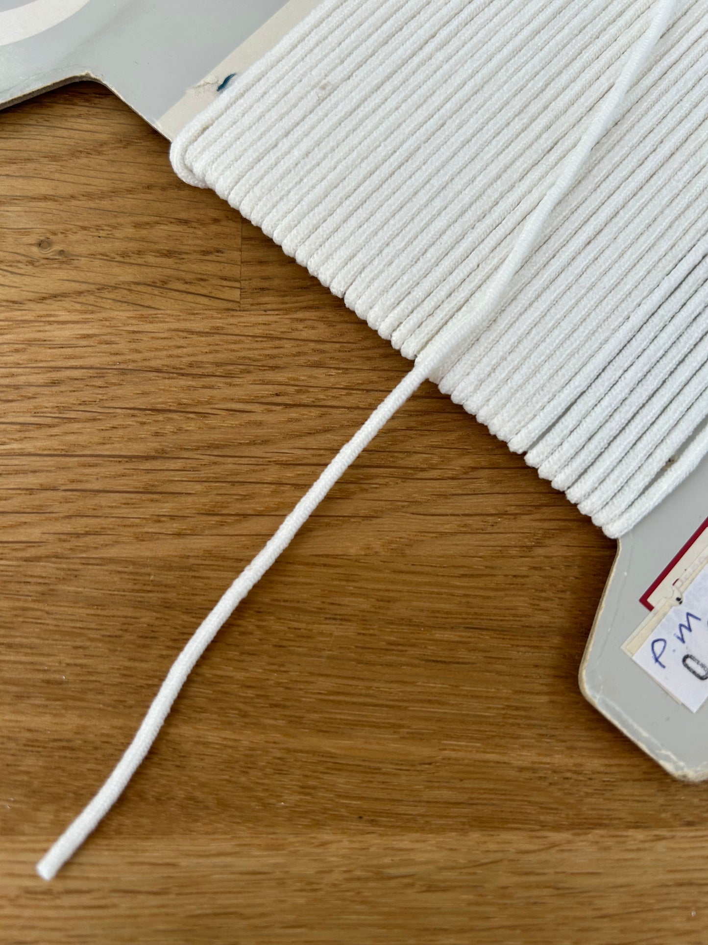 Soft 2mm Round Elastic - White