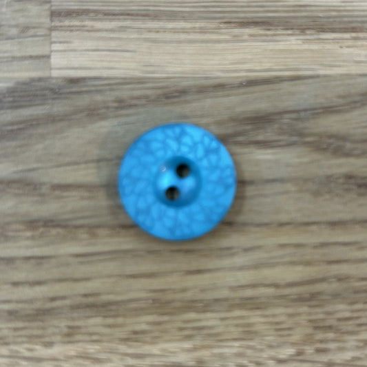 2 Hole Button - 18mm - Embossed Flower - Teal
