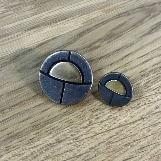 Button with Shank - Antque Brass - 2 Sizes Available