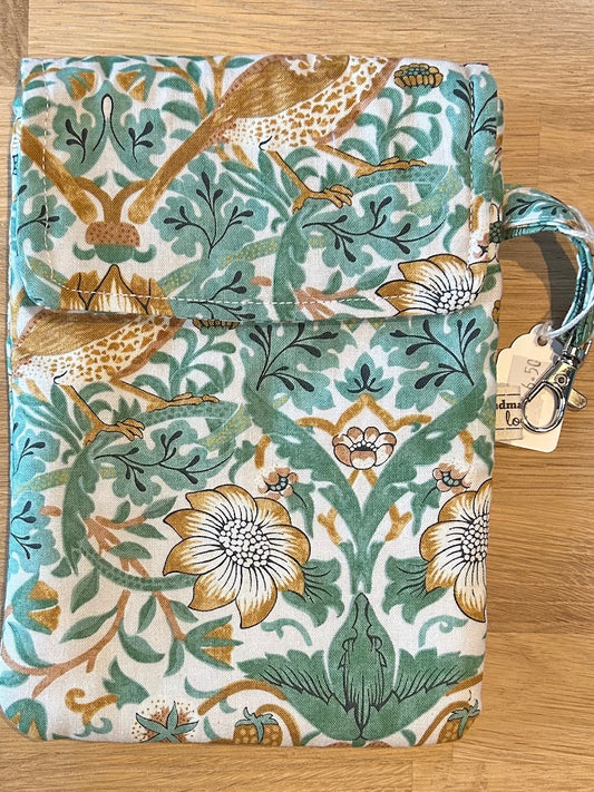 Handmade Fabric Pouch - William Morris - Strawberry Thief (Large)