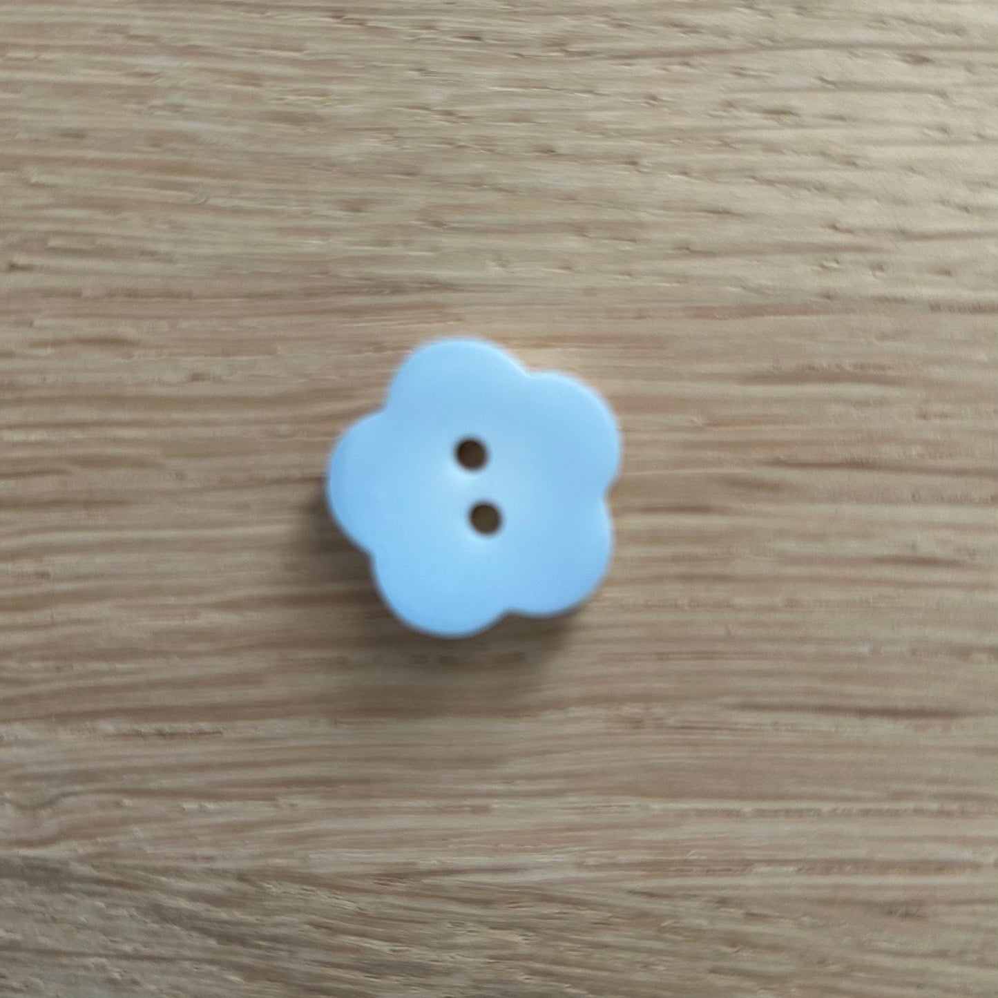 2 Hole Button - 20mm - Flower - Light Blue