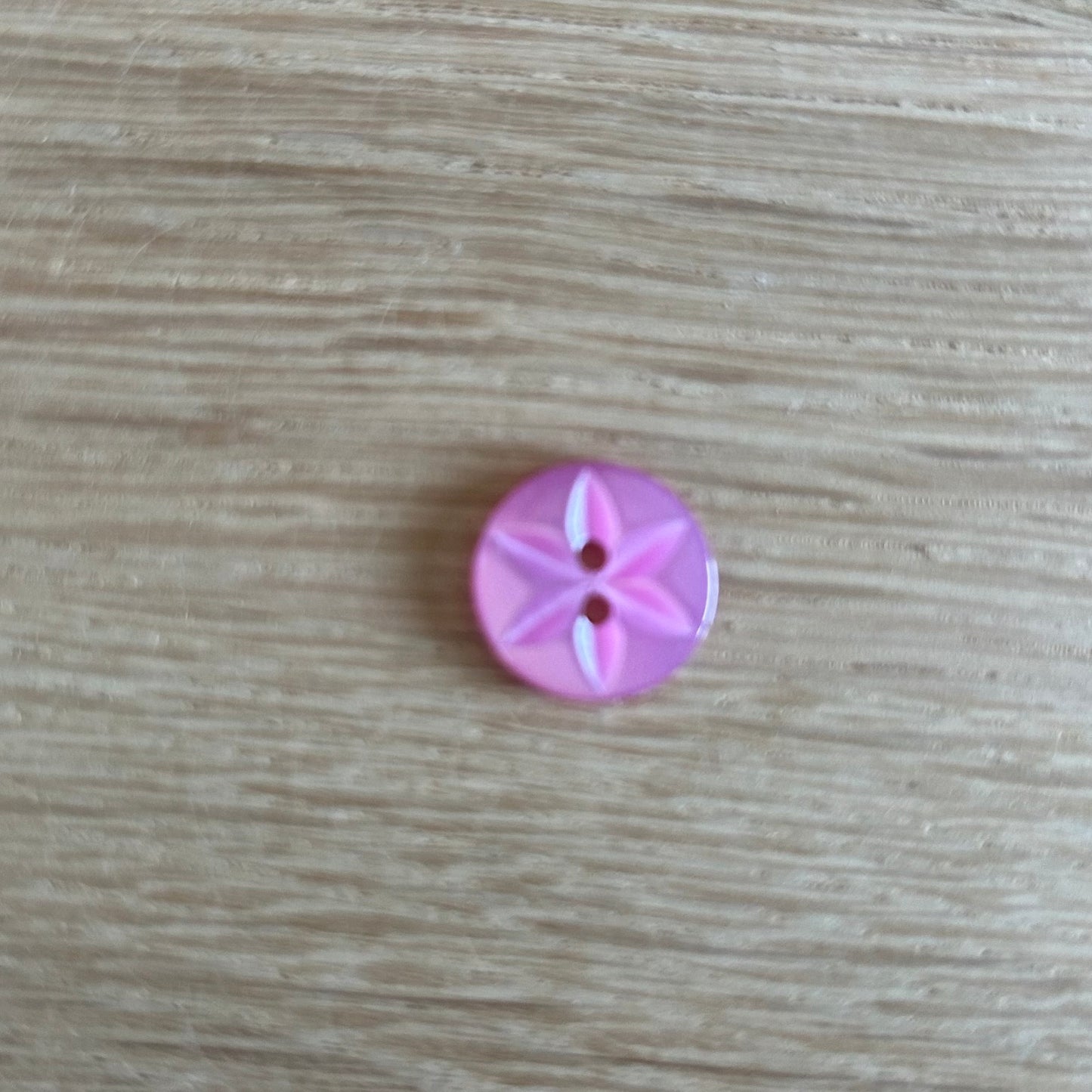 2 Hole Button - 14mm - Star -3 Colours Available