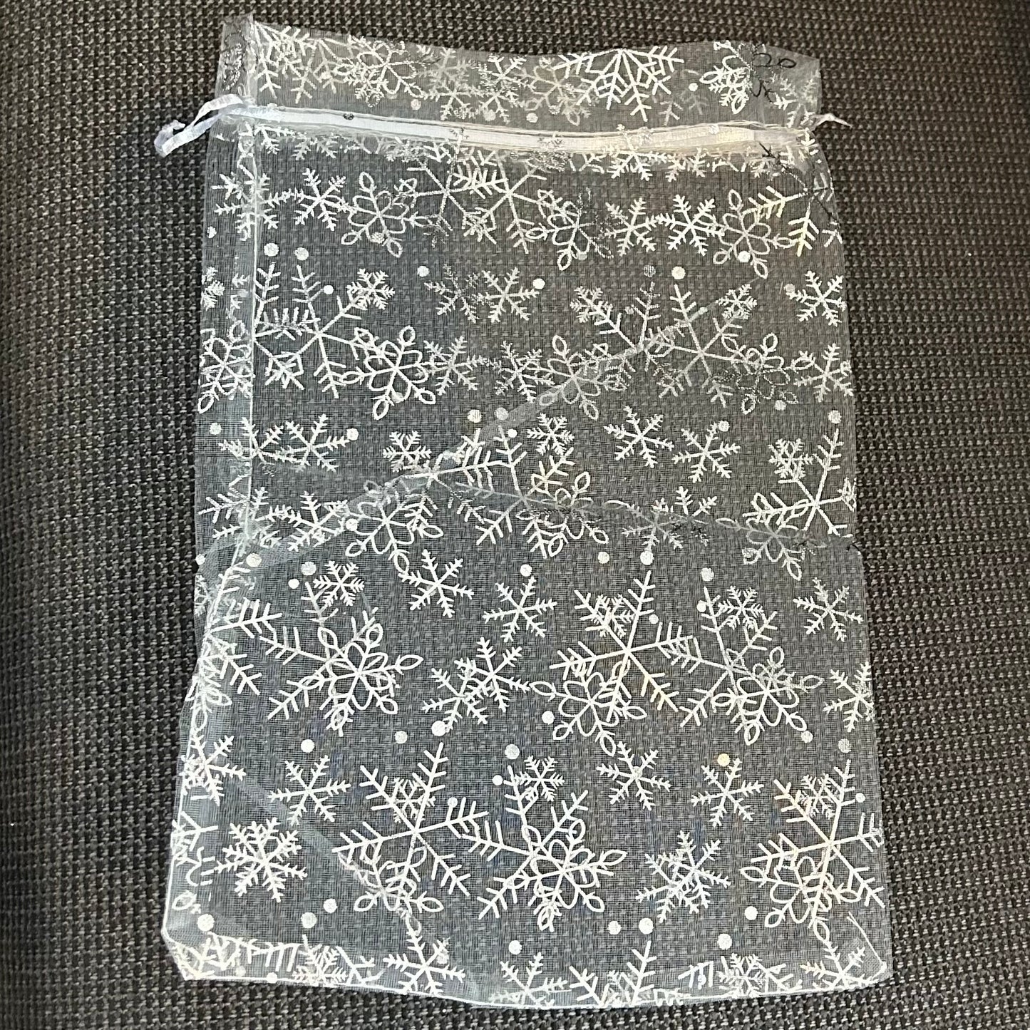 Snowflake Organza Drawstring Bag - White/Silver - 29cm x 20cm