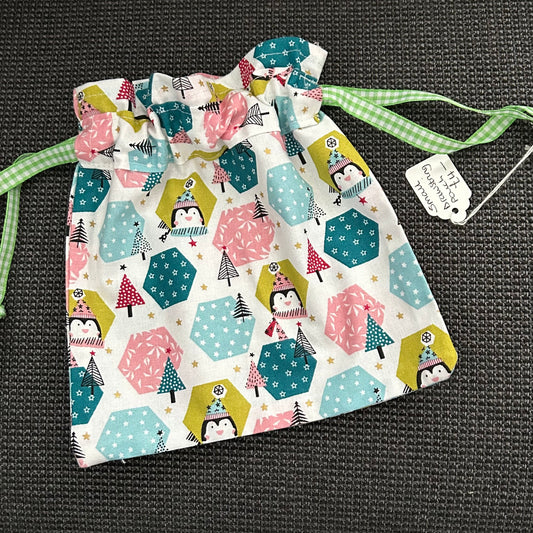 Hand Made - Drawstring Christmas Gift Bag - Penquin/Trees