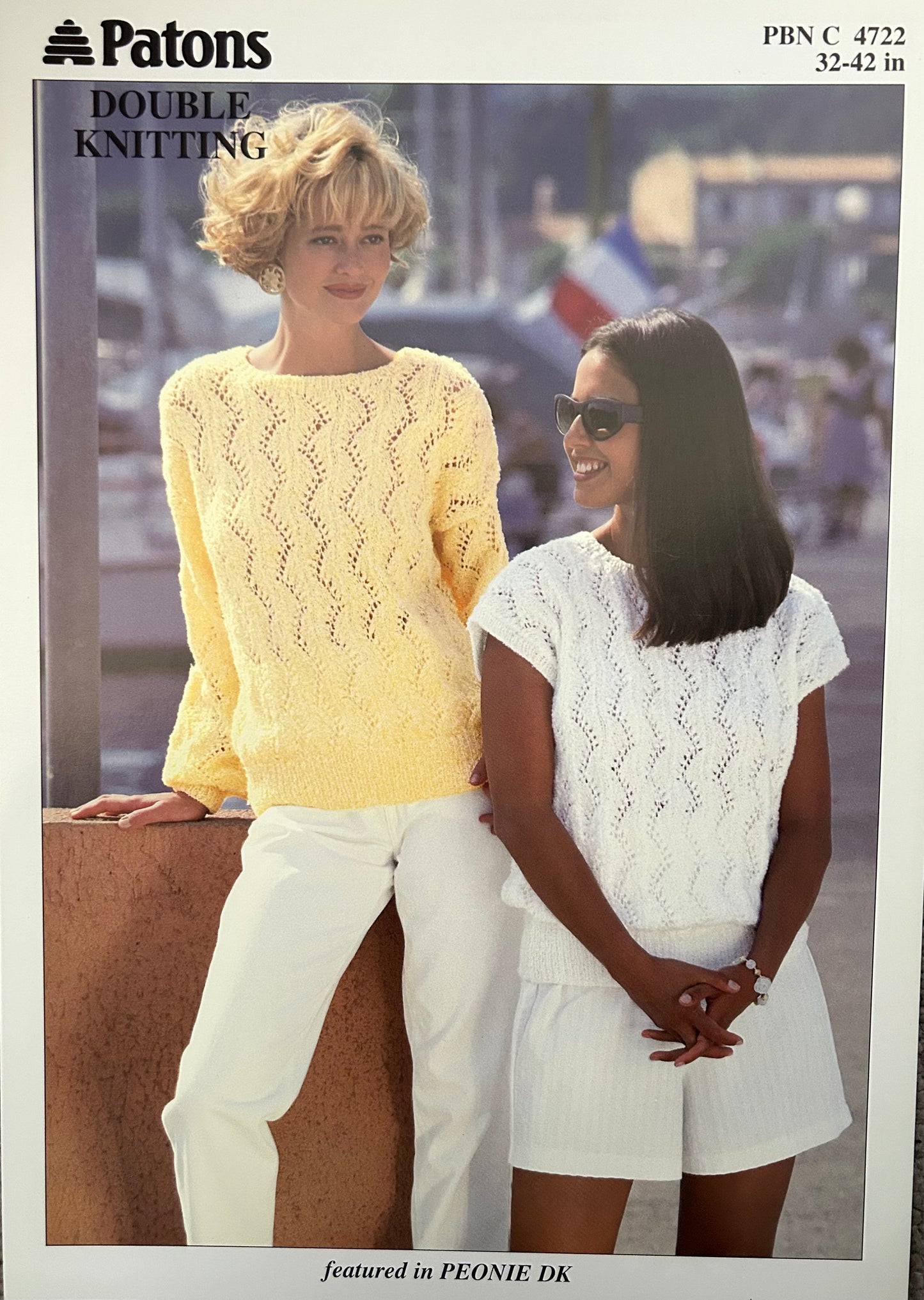 Knitting Pattern 4722 - Sweater & Top In Peonie DK
