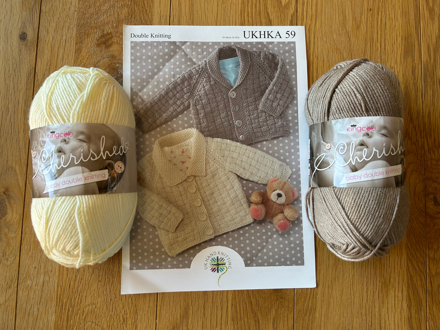 KNITTING PATTERN - UKHKA/59 - Cardigans in DK