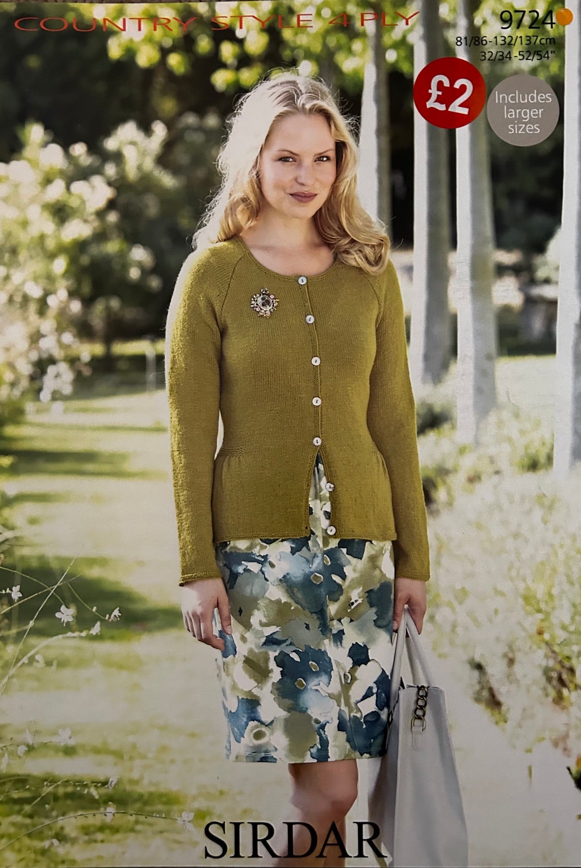Knitting Pattern 9724 - Cardigan in Country Style 4 Ply