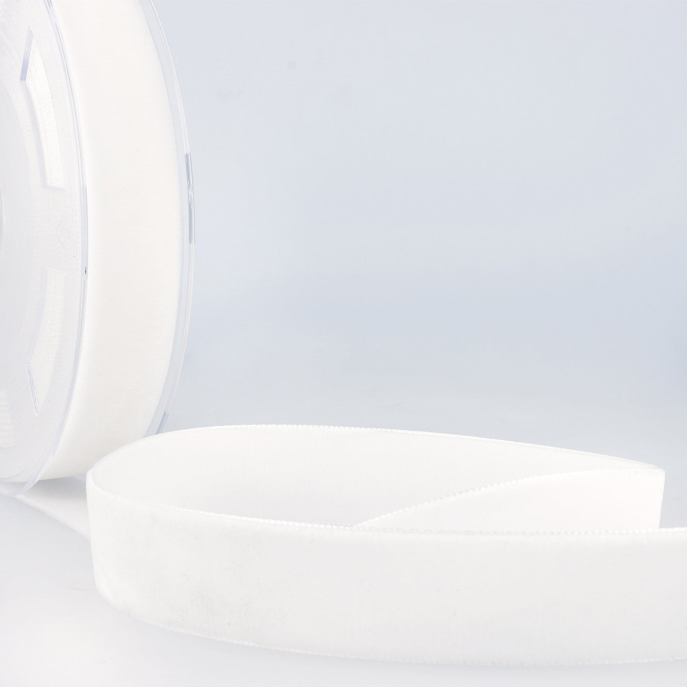 Velvet Ribbon 16mm - White Col S00990