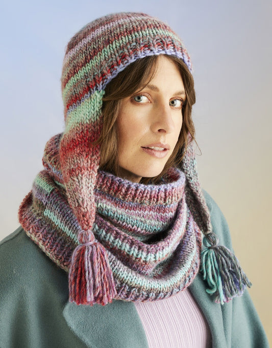 ANEMONE HAT AND SNOOD IN SIRDAR JEWELSPUN WITH WOOL CHUNKY KIT