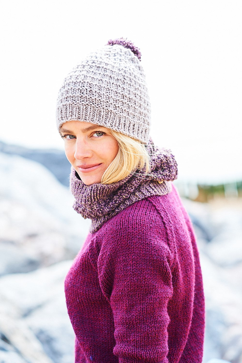 Knitting Pattern 9942 - Unisex Accessories  in Fusion Chunky