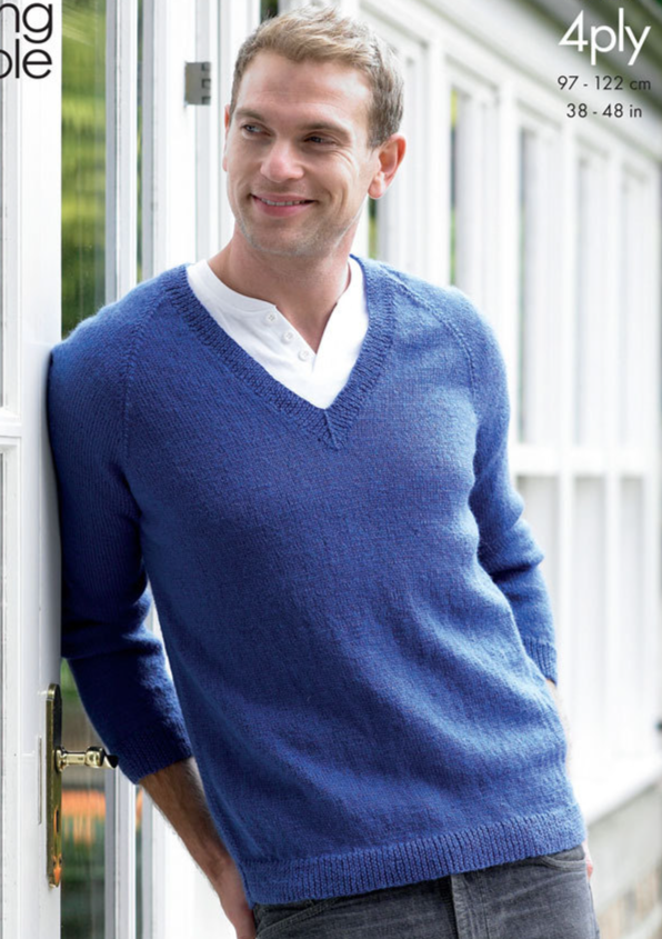 Knitting Pattern 3420 - Sweater & Cardigan in King Cole 4 Ply